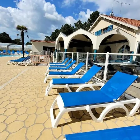 Bungalow De 4 Chambres Avec Piscine Partagee Sauna Et Wifi A Jean De Monts A 3 Km De La Σπίτι διακοπών *
