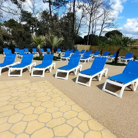 Bungalow De 4 Chambres Avec Piscine Partagee Sauna Et Wifi A Jean De Monts A 3 Km De La *