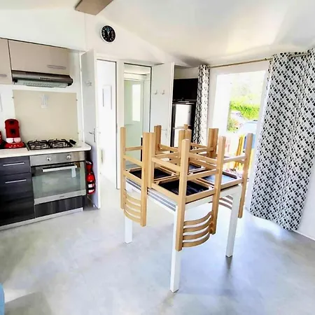 Bungalow De 4 Chambres Avec Piscine Partagee Sauna Et Wifi A Jean De Monts A 3 Km De La Σαιν-Ζαν-ντε-Μον