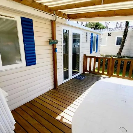 Bungalow De 4 Chambres Avec Piscine Partagee Sauna Et Wifi A Jean De Monts A 3 Km De La *