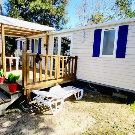 Bungalow De 4 Chambres Avec Piscine Partagee Sauna Et Wifi A Jean De Monts A 3 Km De La *